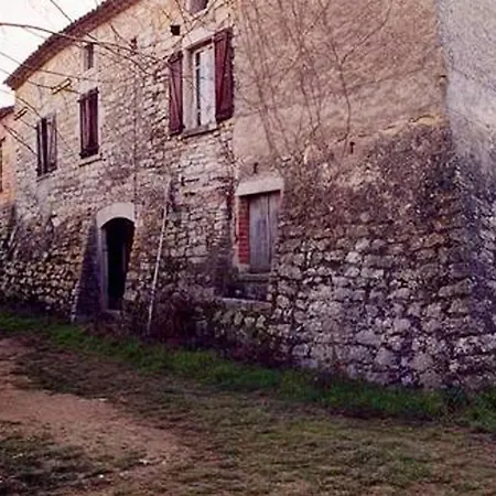 Tatil Evi Propriete De 7 Avec Terrasse A Beaulieu (Ardeche)
